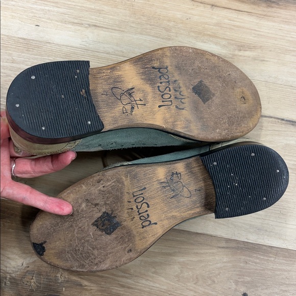 John Fluevog Amanda grey/tan wash women's brogue wingtips size 7 US - Picture 9 of 12